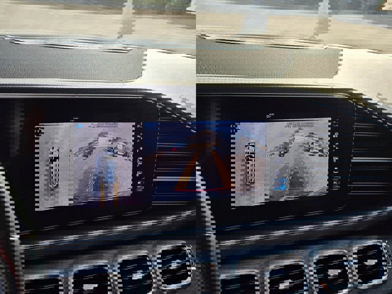 Used 2020 Mercedes-Benz GLS 450 4MATIC image 19