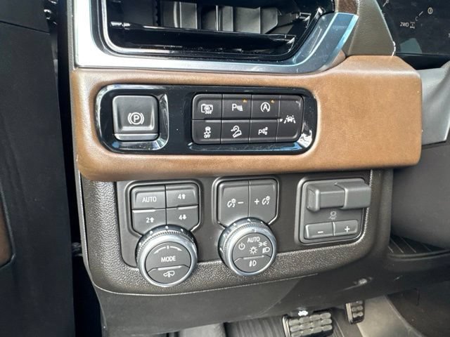Used 2026 GMC Yukon XL Denali Ultimate w/ LPO, Floor Liner Package AWD/4WD image 41