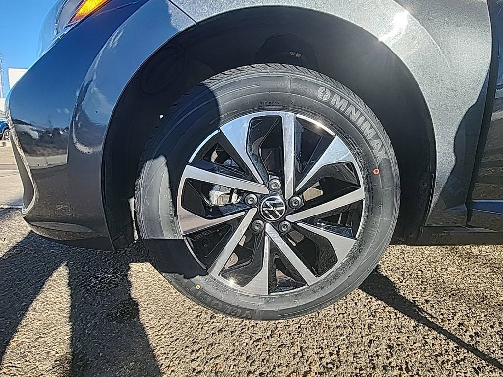 Certified 2023 Volkswagen Jetta S image 25