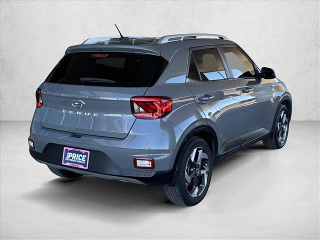 Used 2023 Hyundai Venue SEL FWD image 6
