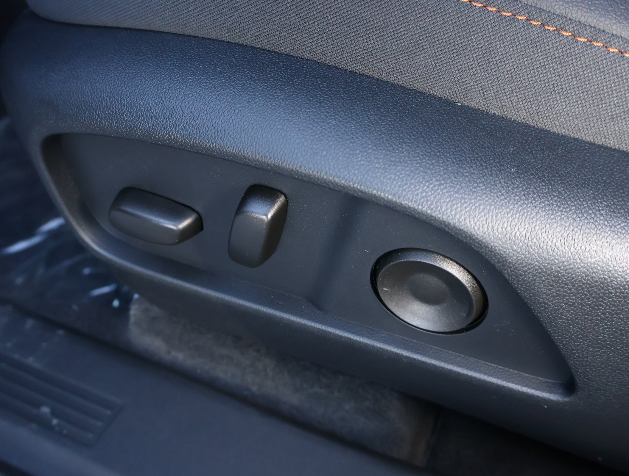 New 2026 Chevrolet Equinox ACTIV w/ Convenience Package III image 6