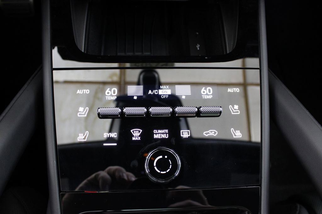 New 2025 Porsche Cayenne S AWD/4WD image 36