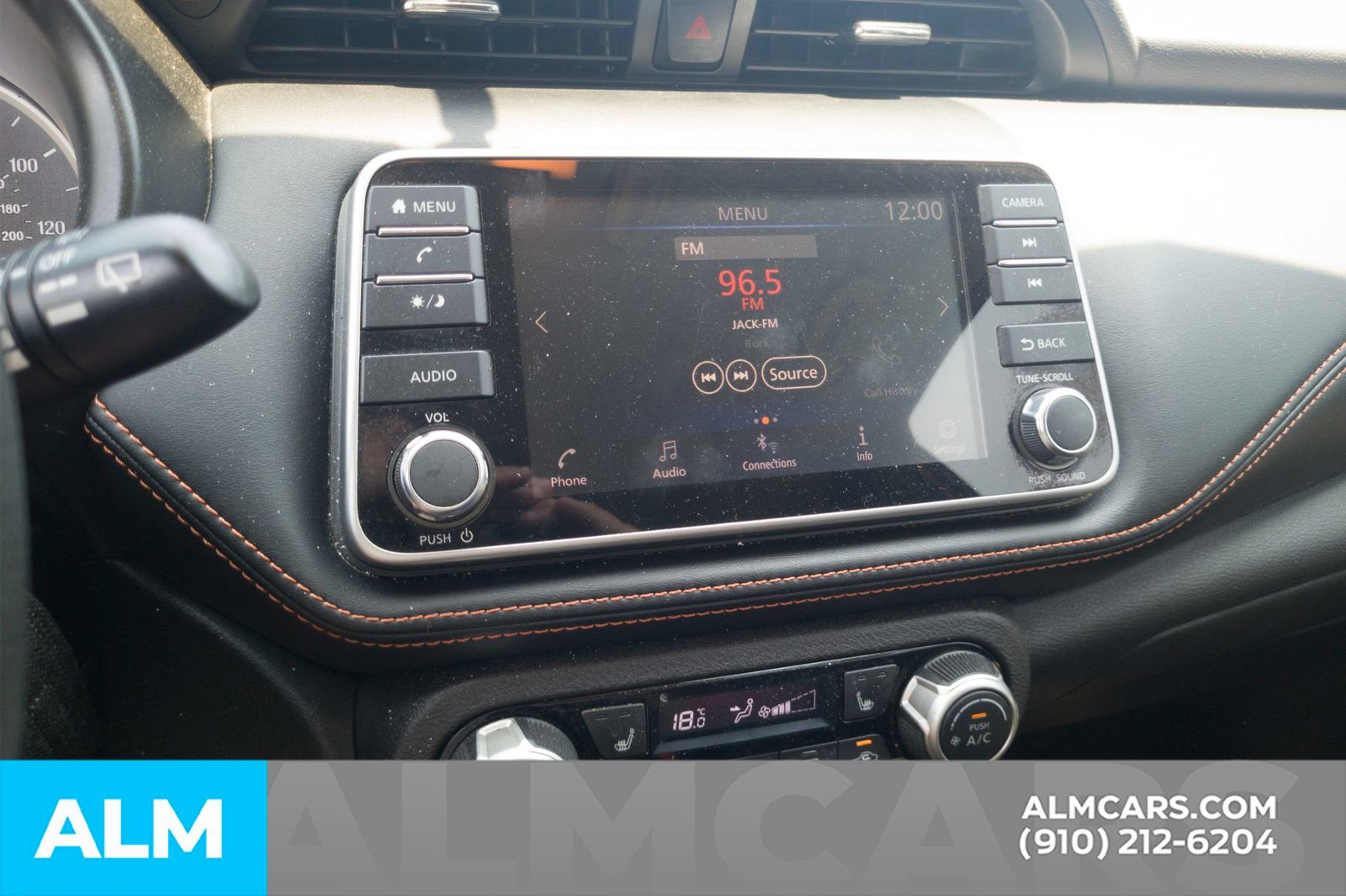 Used 2019 Nissan Kicks S FWD image 9