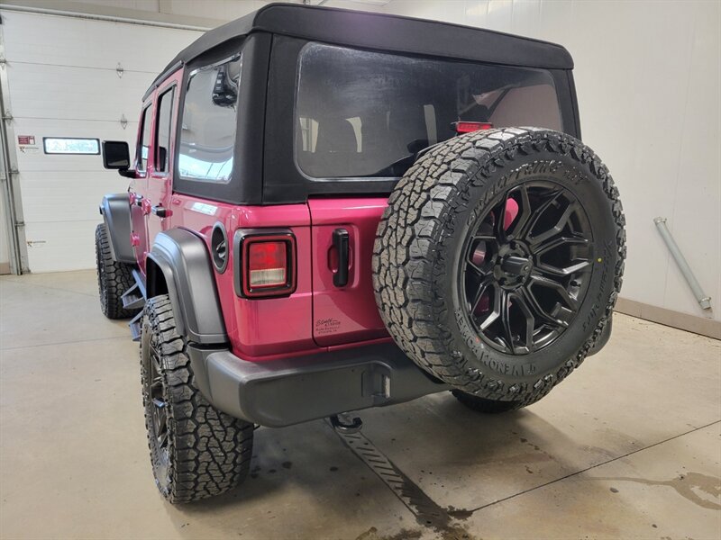 Used 2024 Jeep Wrangler Unlimited Sport AWD/4WD image 7