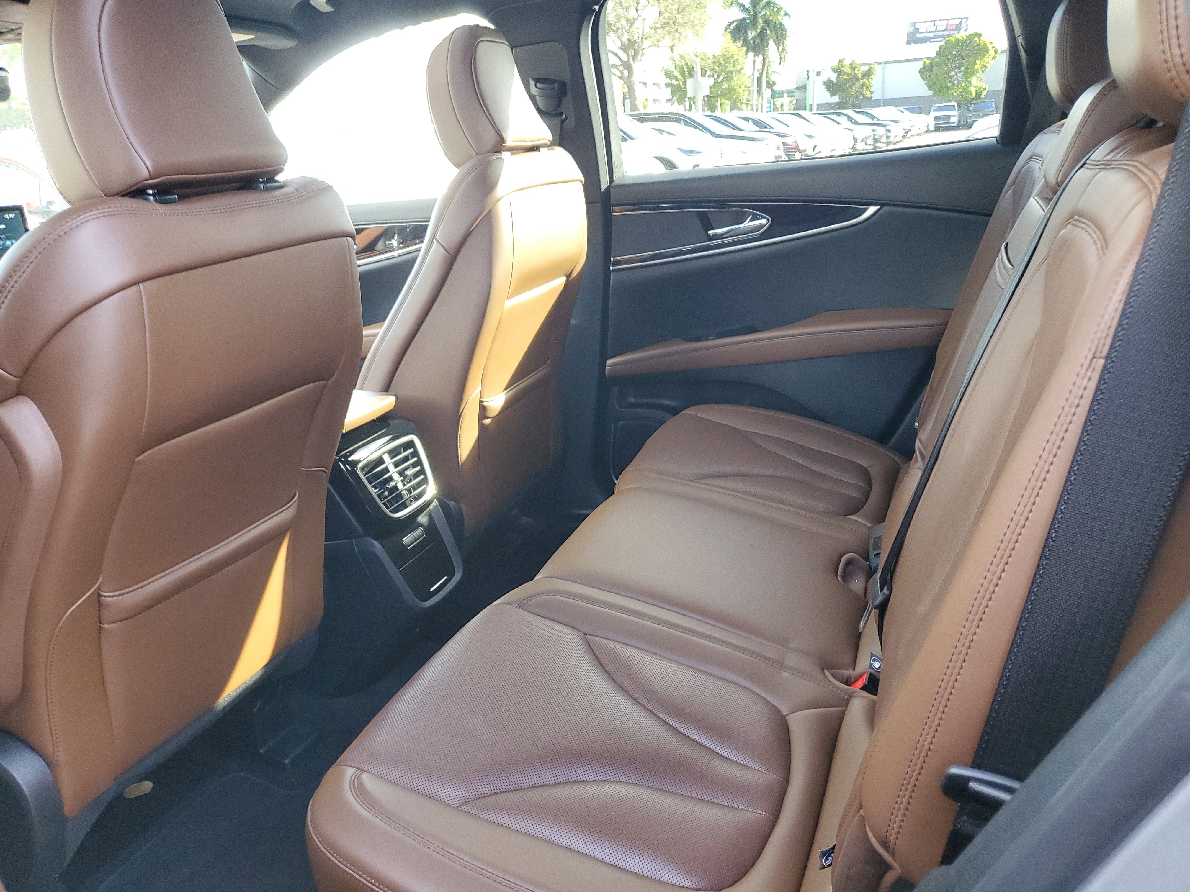 Certified 2023 Lincoln Nautilus Reserve image 9