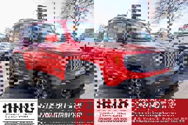 Used 2018 Jeep Renegade Latitude w/ Cold Weather Group image 1