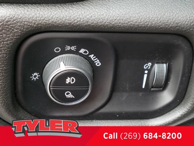 Used 2023 RAM 1500 Tradesman AWD/4WD image 23