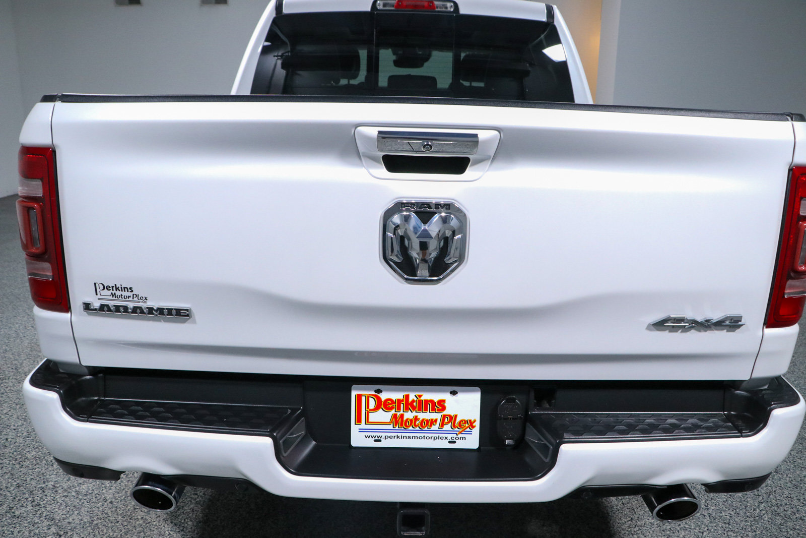 Used 2022 RAM 1500 Laramie w/ Laramie Southwest Edition AWD/4WD image 8