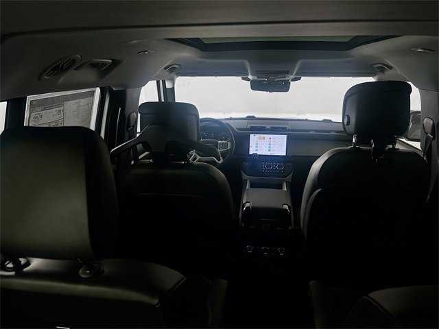 Used 2025 Land Rover Defender 130 S image 24