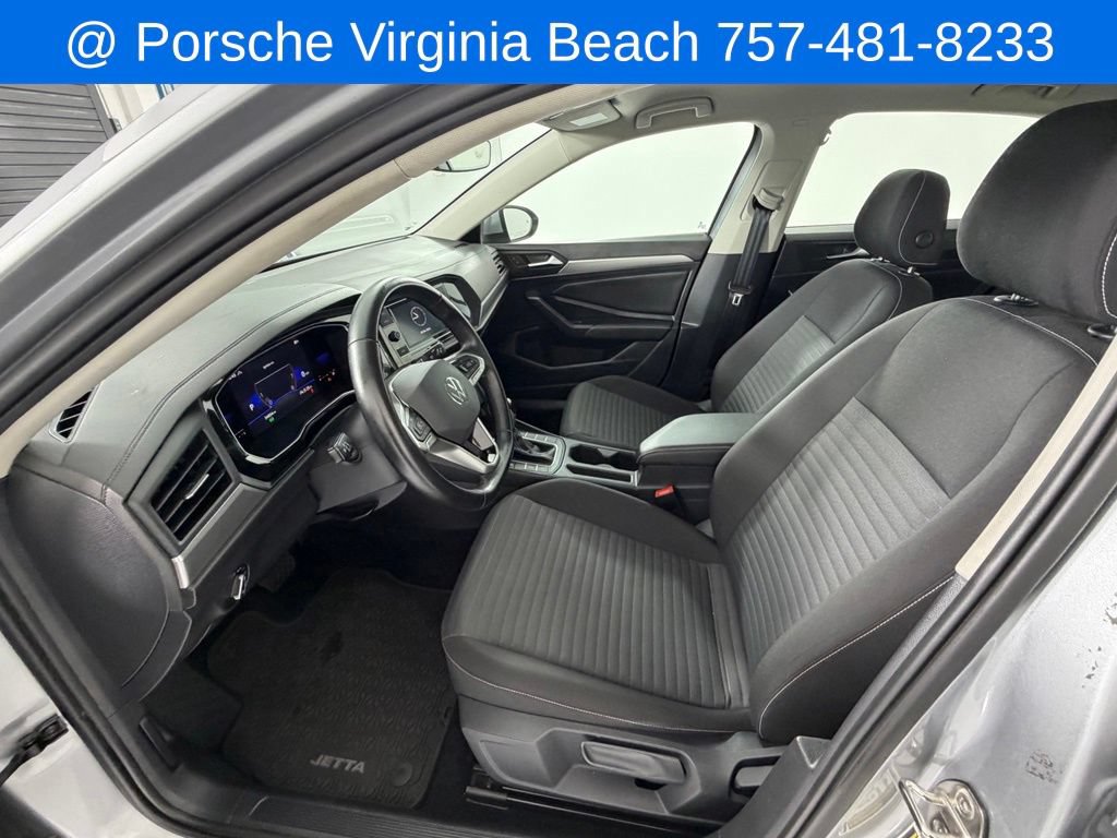 Used 2022 Volkswagen Jetta S FWD image 11