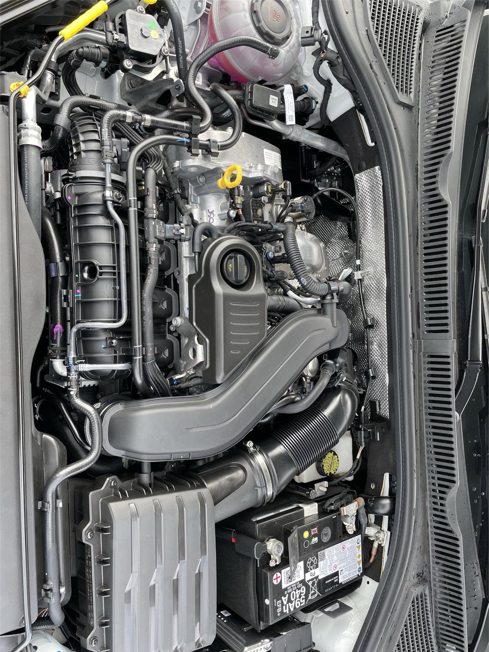 New 2025 Volkswagen Jetta Sport image 24