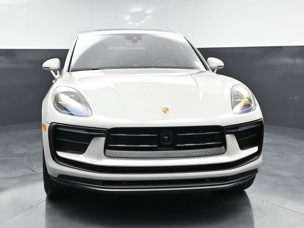 New 2026 Porsche Macan AWD/4WD image 12