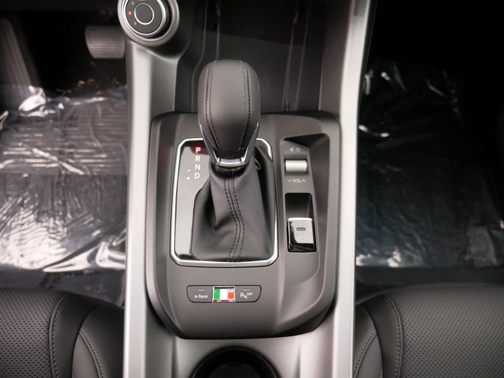 New 2024 Alfa Romeo Tonale Ti w/ Active Assist Package image 17