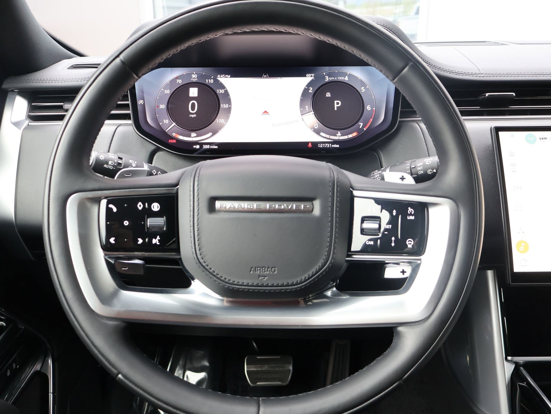 Certified 2024 Land Rover Range Rover Long Wheelbase SE image 15