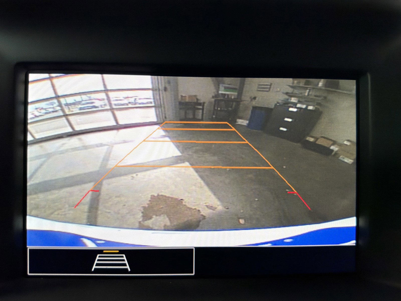 Used 2024 GMC Terrain SLE image 26