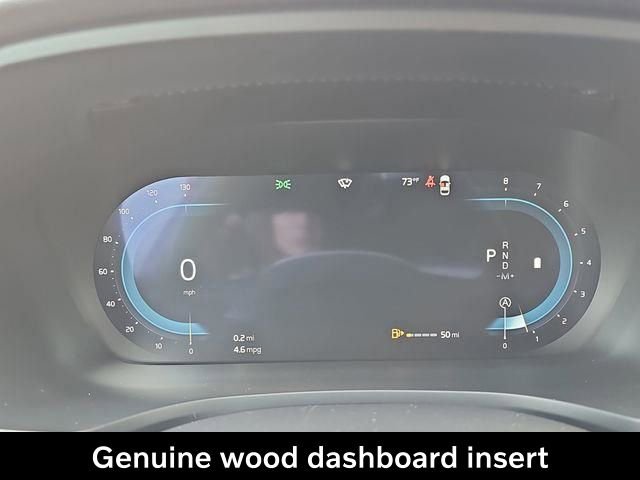 Used 2025 Volvo V60 B5 Cross Country Plus image 30