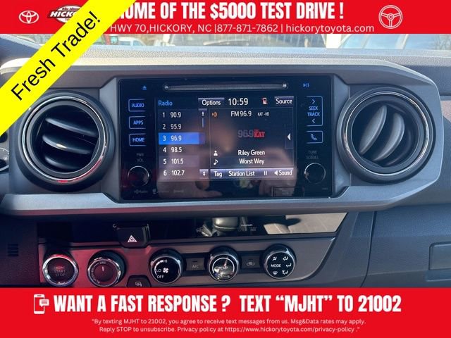 Used 2017 Toyota Tacoma TRD Sport w/ Tow Package image 10