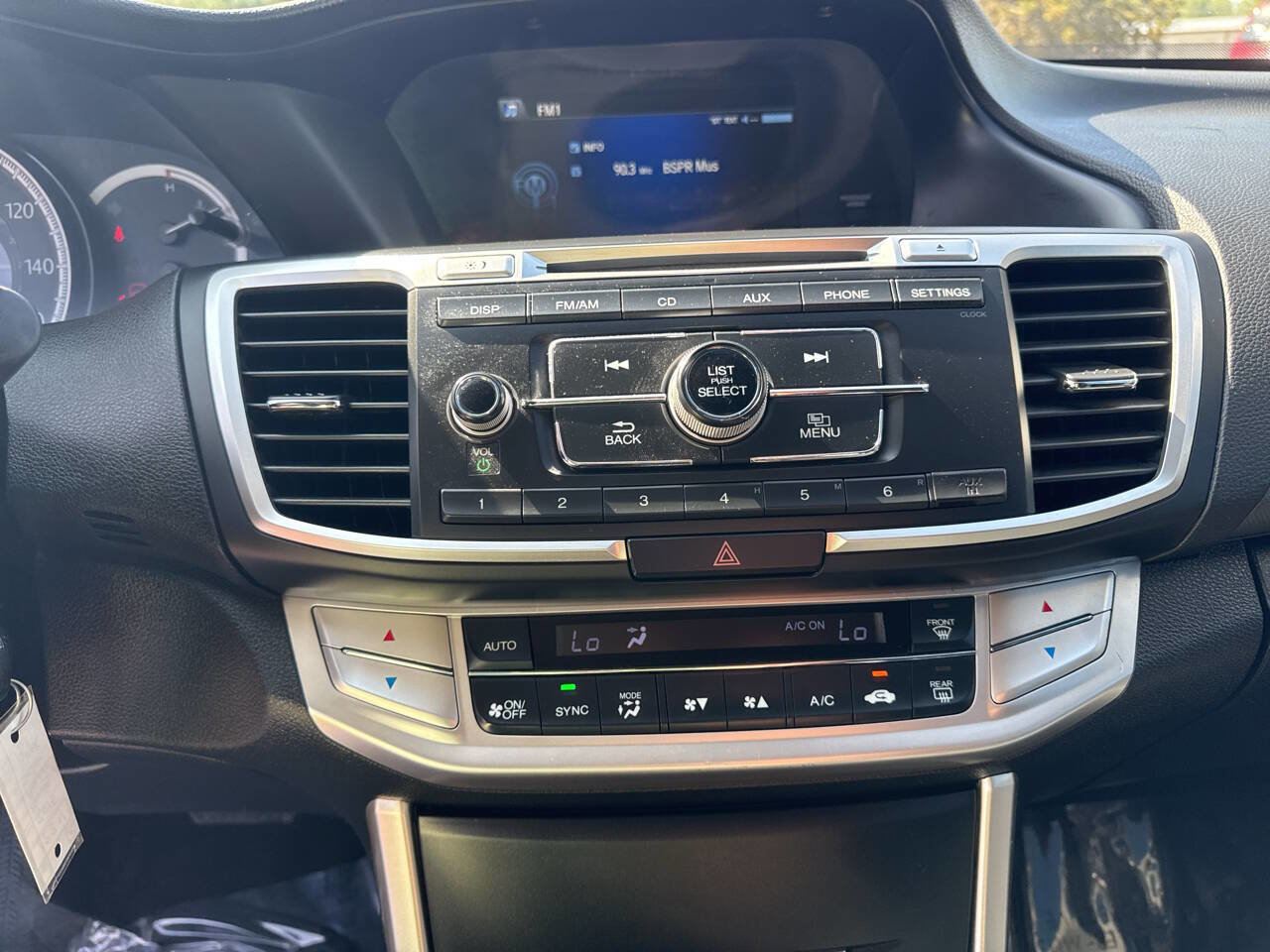 Used 2015 Honda Accord LX image 26