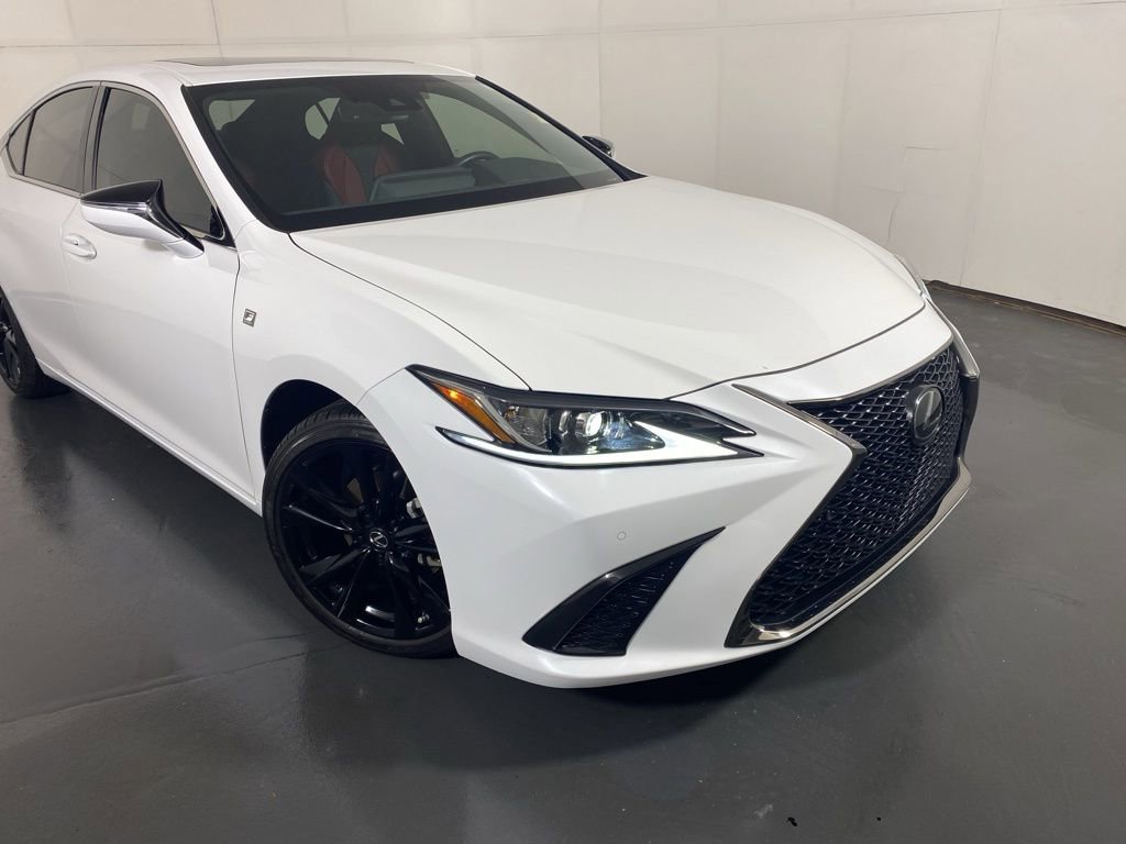Used 2024 Lexus ES 350 F Sport w/ Accessory Package (Z2) image 2