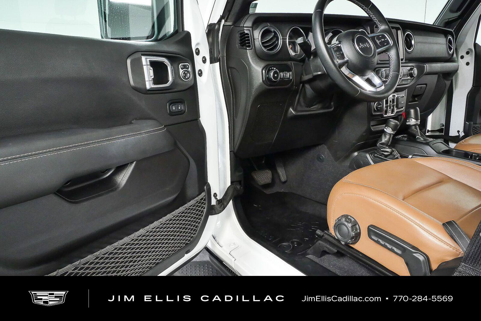 Used 2021 Jeep Wrangler Unlimited Sahara AWD/4WD image 7