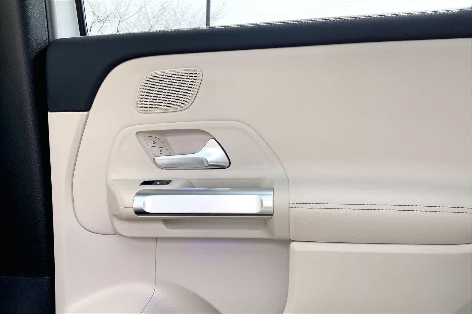 Certified 2026 Mercedes-Benz GLB 250 4MATIC image 23