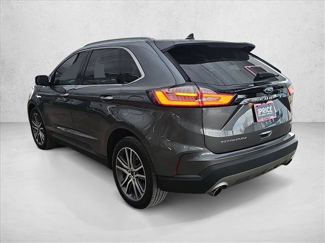 Used 2023 Ford Edge Titanium image 3