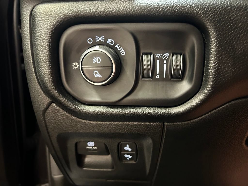 Used 2022 RAM 1500 Laramie w/ Sport Appearance Package RWD image 13