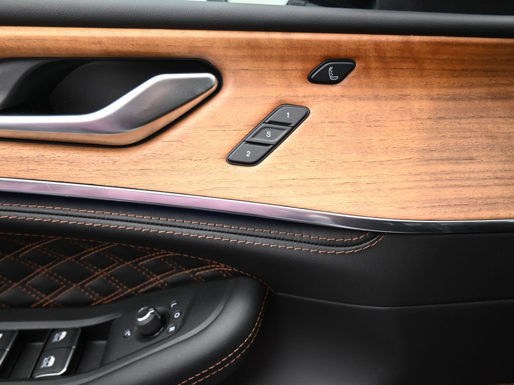 New 2025 Jeep Grand Cherokee L Summit image 26