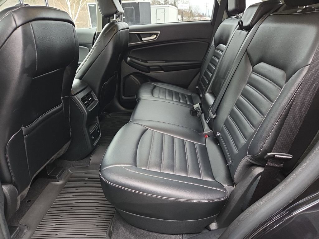 Used 2023 Ford Edge SEL w/ Convenience Package image 24