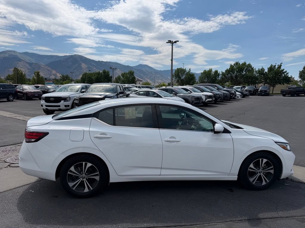 Used 2022 Nissan Sentra SV FWD image 5