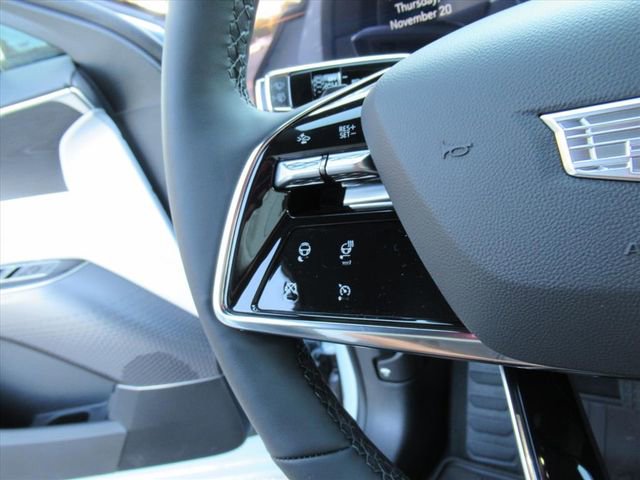 New 2026 Cadillac Lyriq Sport image 18