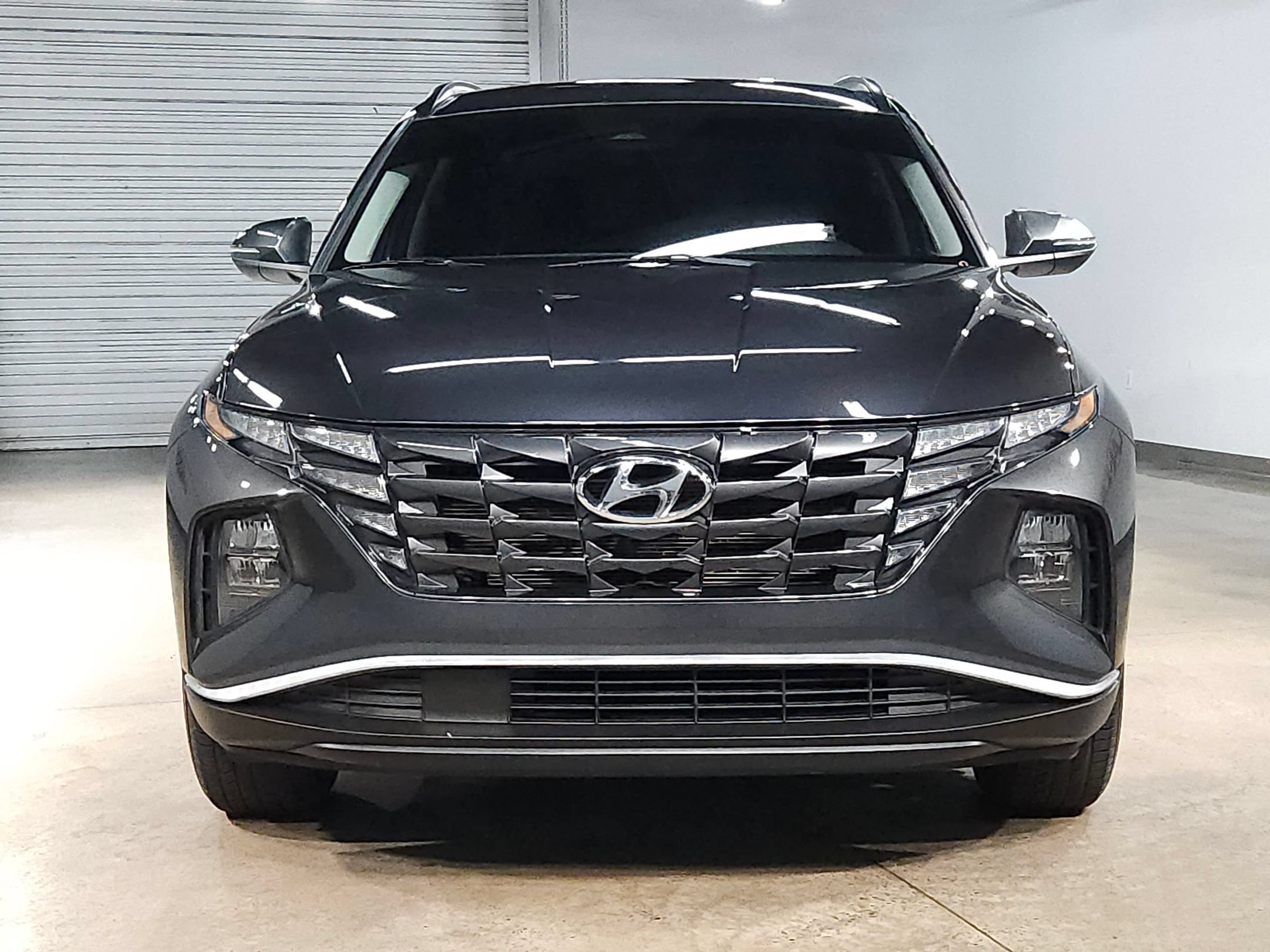 Used 2023 Hyundai Tucson SEL FWD image 2