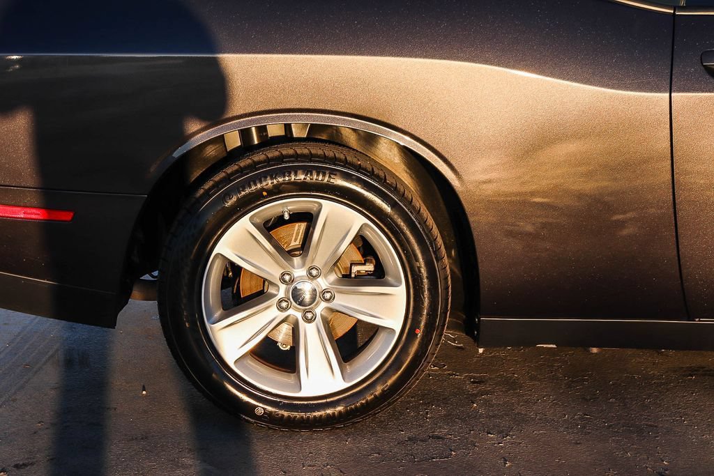 Used 2023 Dodge Challenger SXT RWD image 12