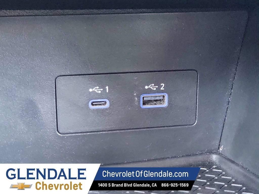 Used 2025 Nissan Pathfinder SV FWD image 28
