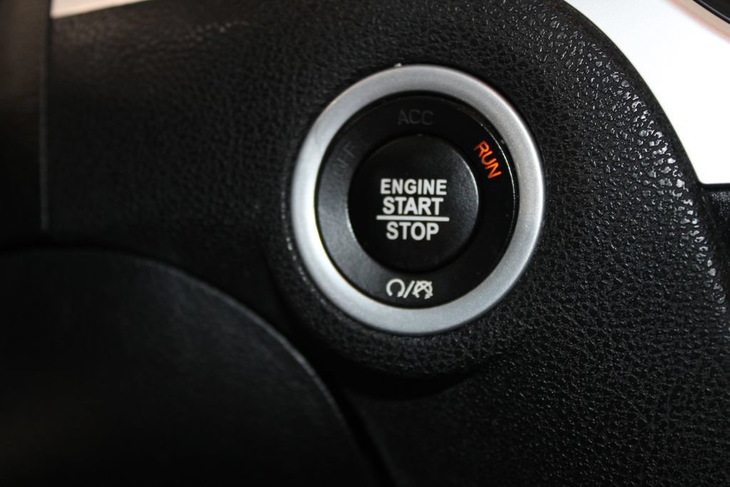 Used 2023 Chrysler 300 Touring AWD/4WD image 46