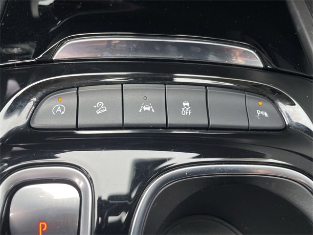 Used 2023 Buick Envision Essence w/ Sport Touring Package image 17