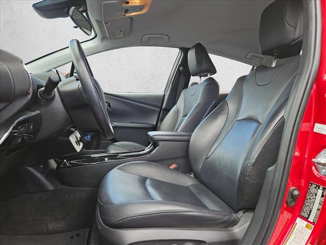 Used 2018 Toyota Prius Prime Premium w/ Carpet Mat Package FWD image 8