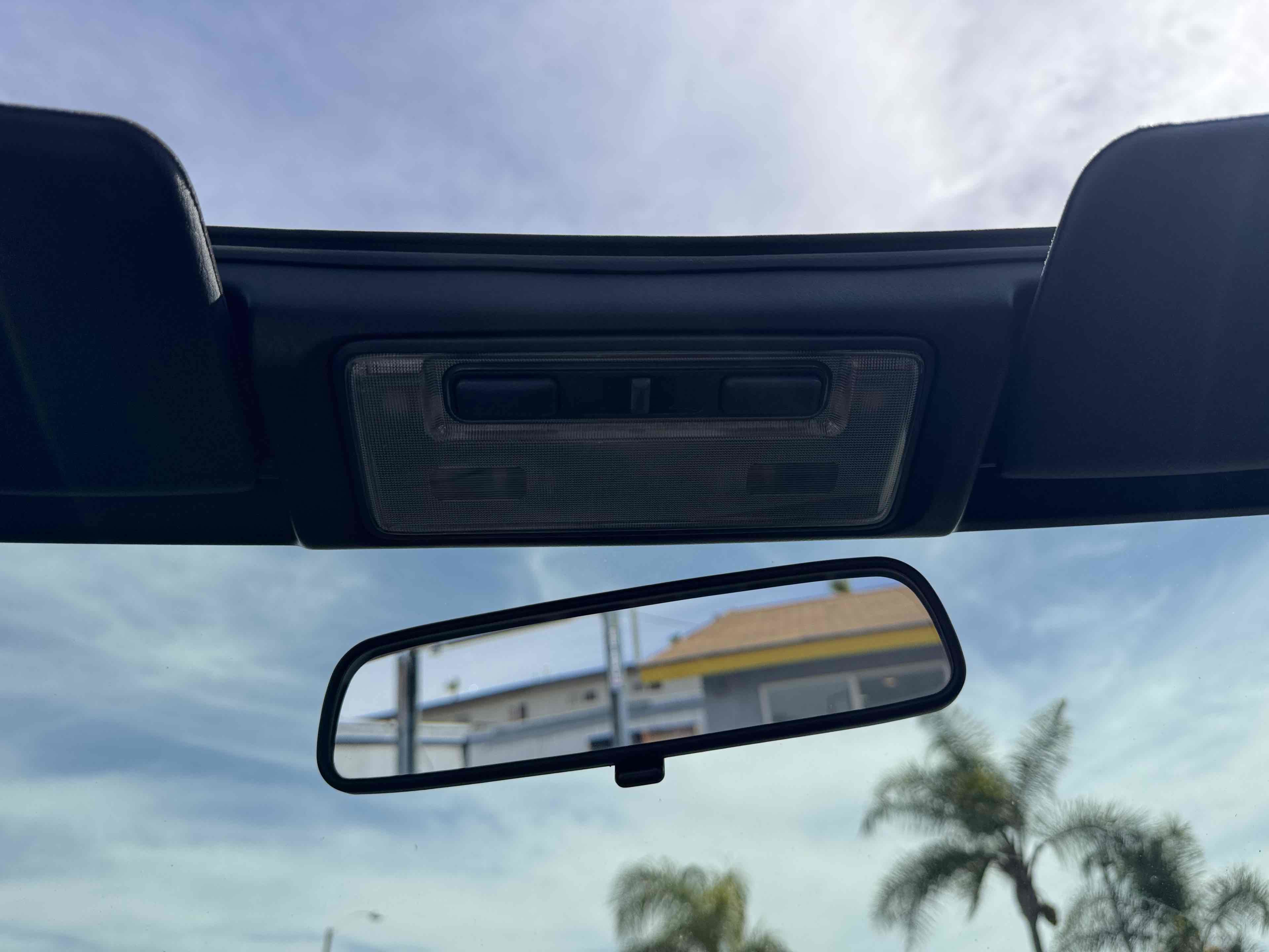 Used 2005 Honda S2000 image 23