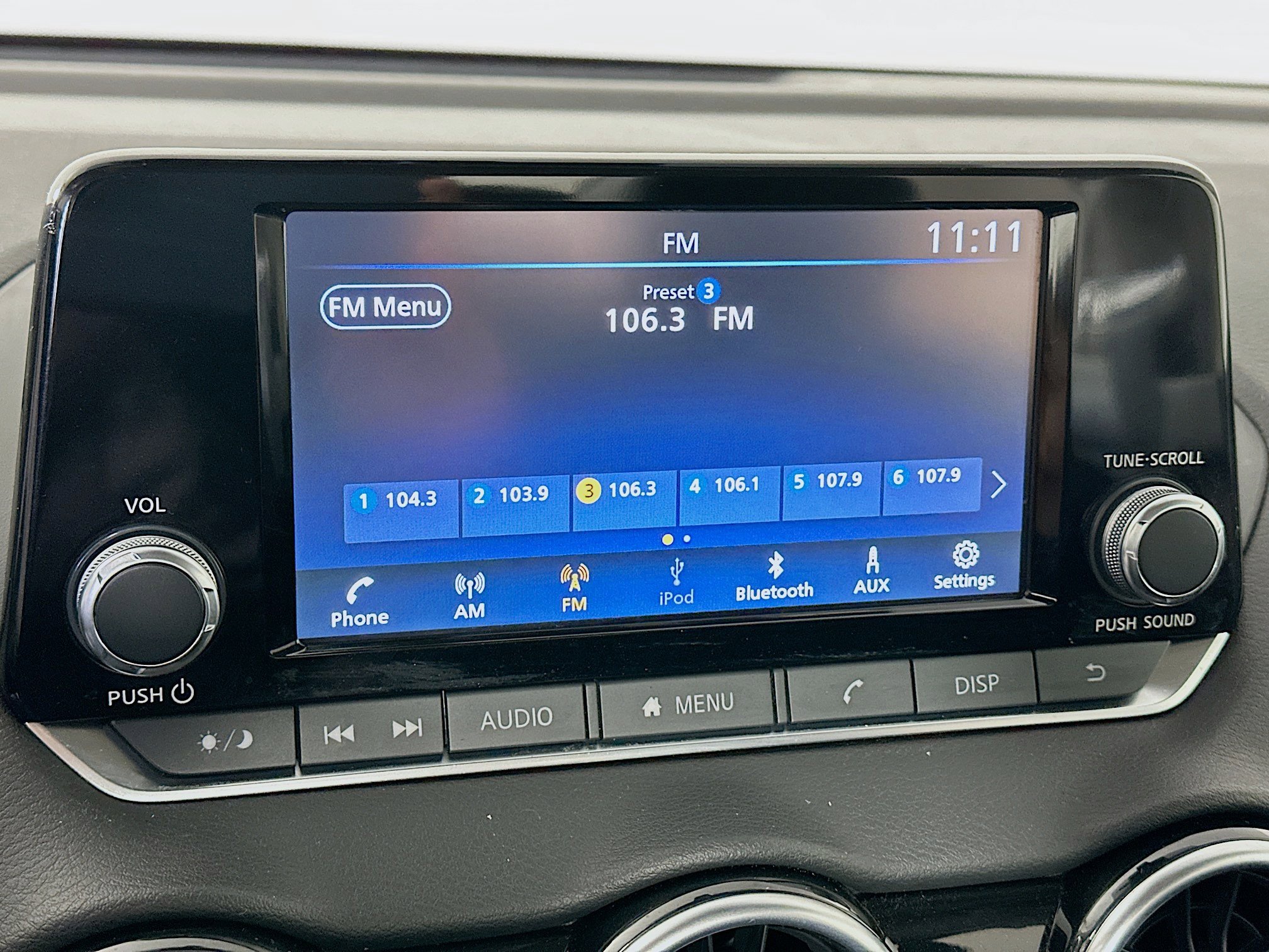 Used 2025 Nissan Sentra S image 19