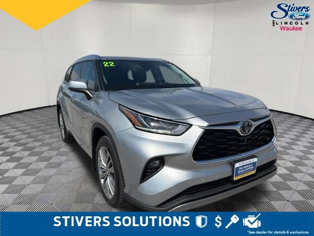 Used 2022 Toyota Highlander Platinum image 3