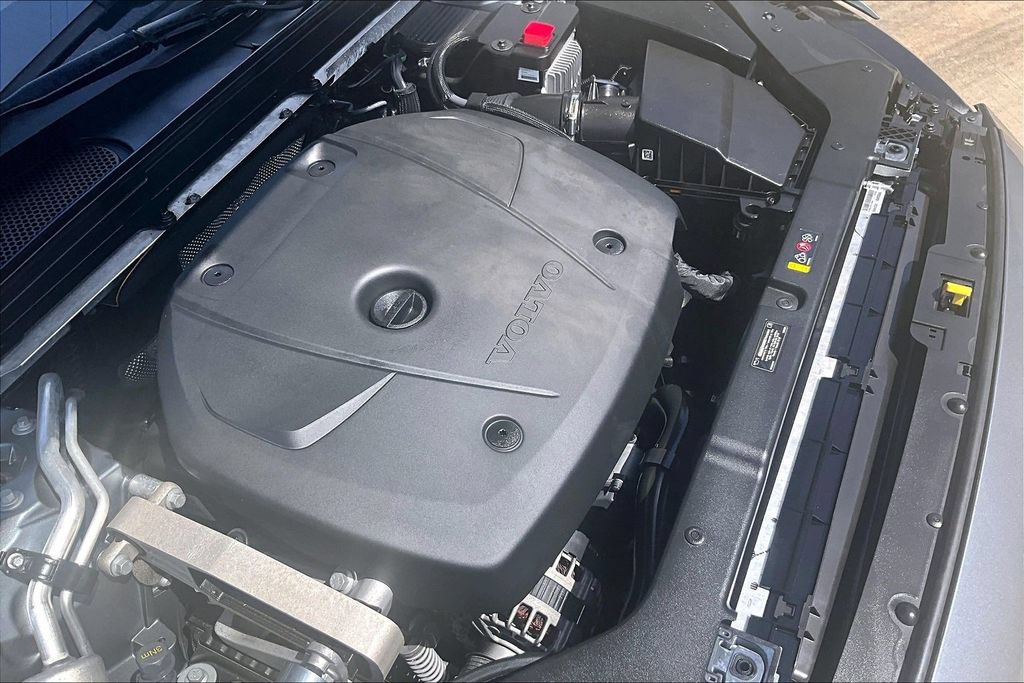 Used 2020 Volvo S60 T5 Momentum FWD image 34
