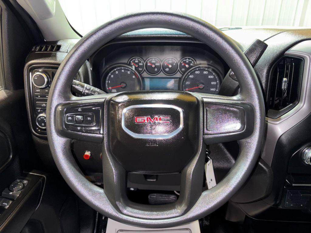 Used 2023 GMC Sierra 3500 Pro w/ Convenience Package AWD/4WD image 18