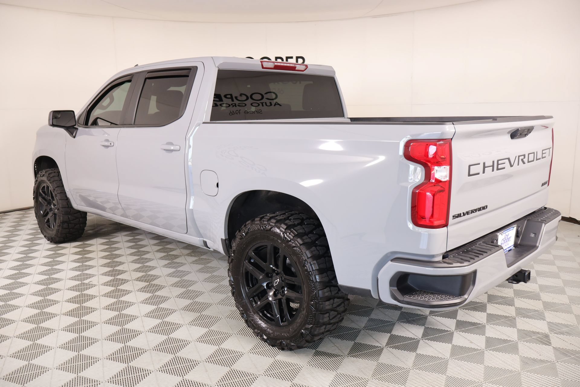 Used 2025 Chevrolet Silverado 1500 RST w/ LPO, Dark Essentials Package AWD/4WD image 22