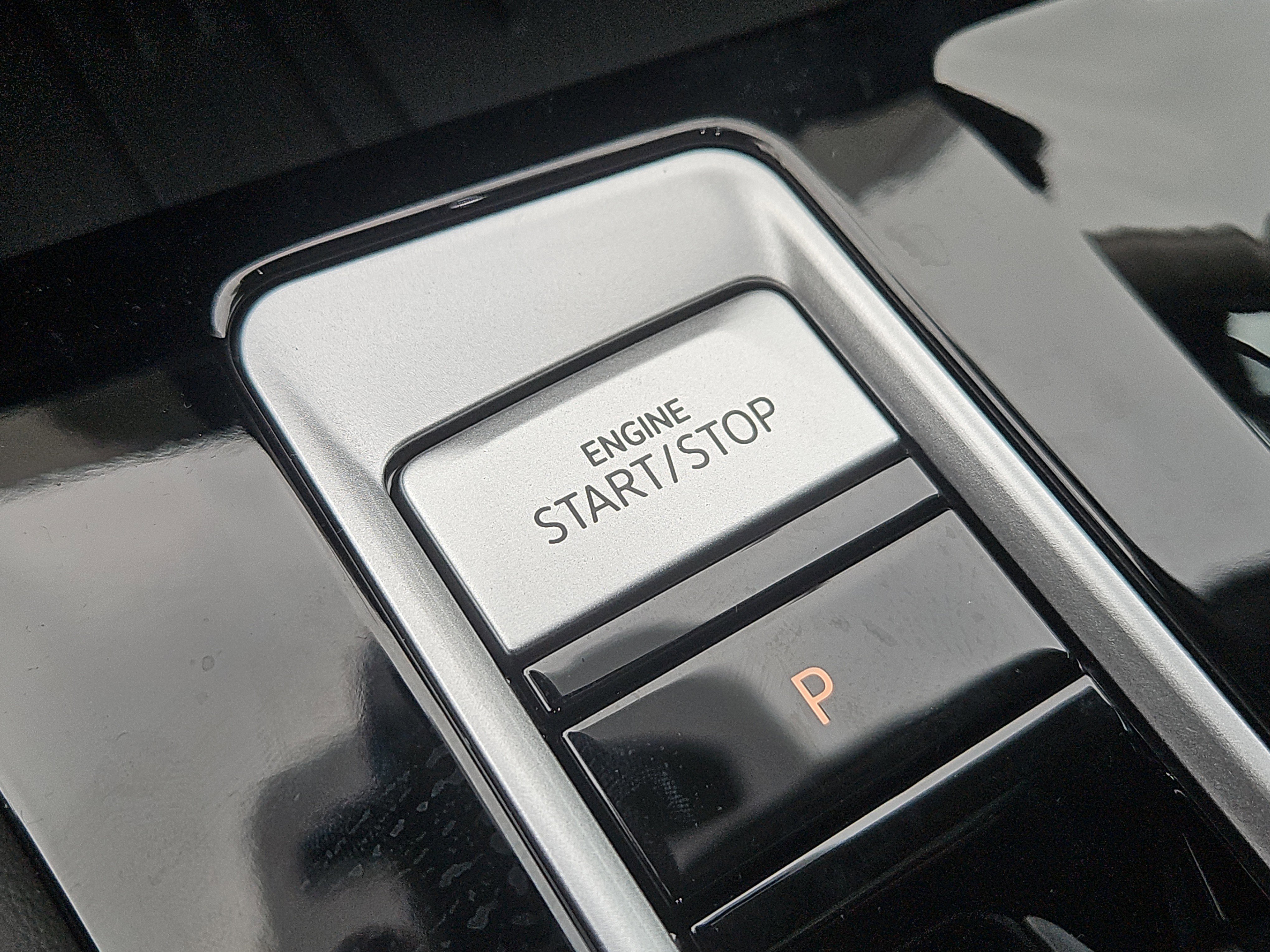 New 2026 Volkswagen Atlas SEL Premium R-Line image 17