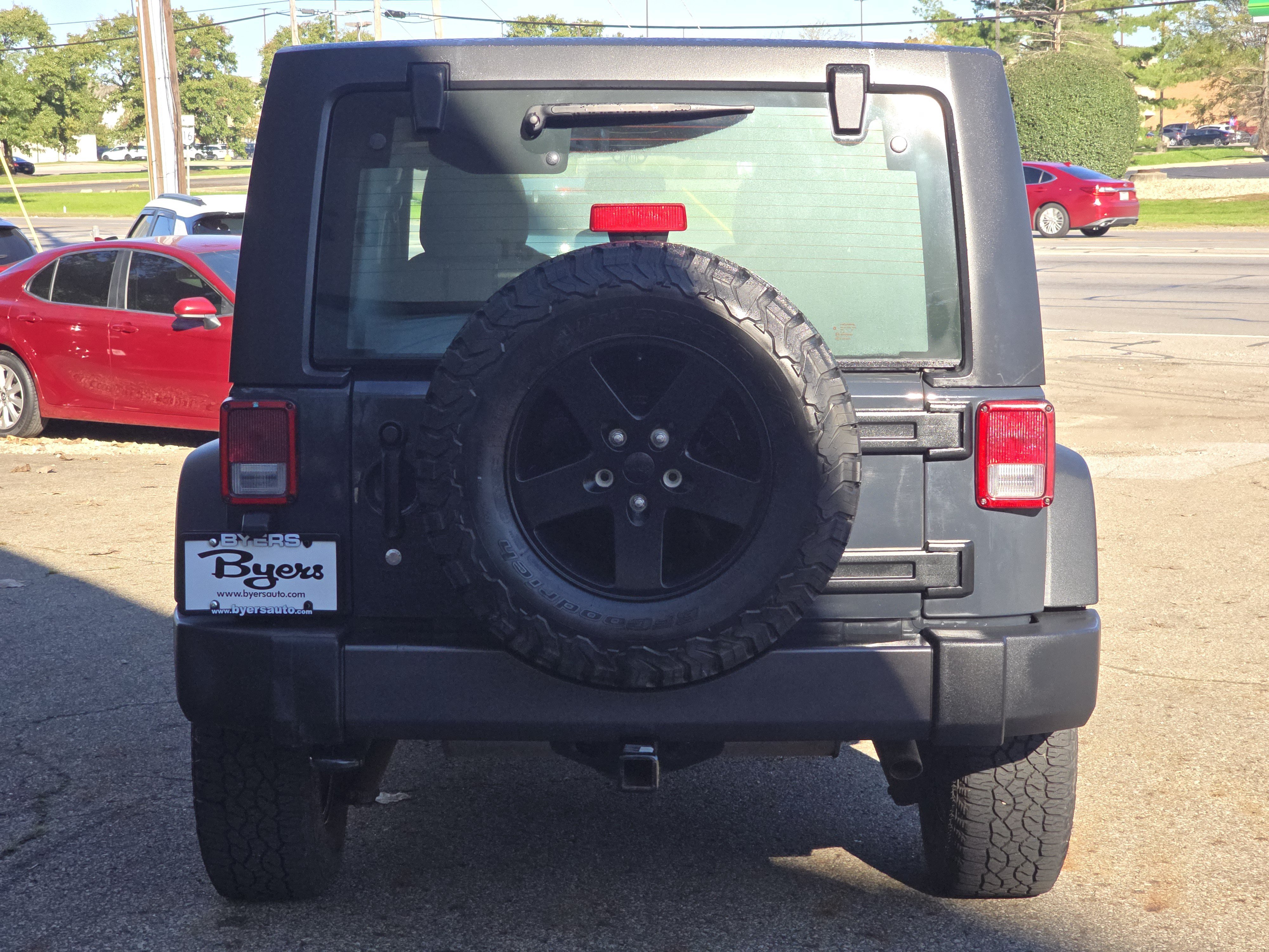 Used 2017 Jeep Wrangler Unlimited Sport AWD/4WD image 6