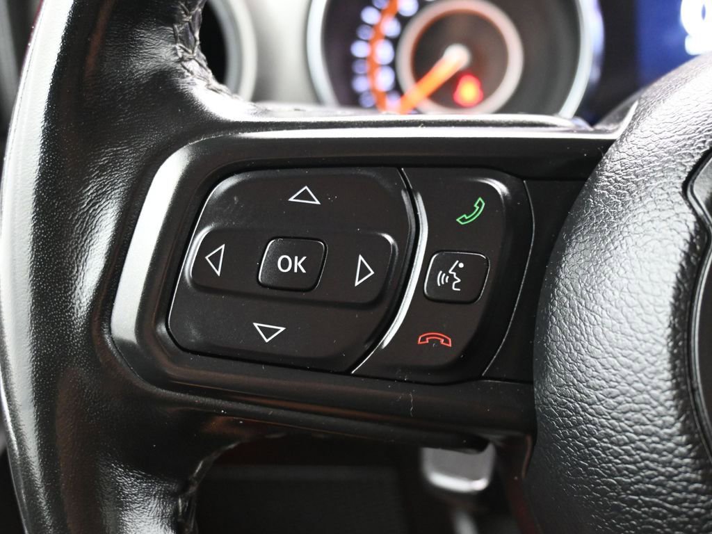 Certified 2022 Jeep Gladiator Willys image 22