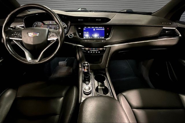 Certified 2023 Cadillac XT6 Luxury AWD/4WD image 7
