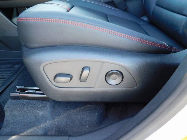 New 2026 Chevrolet Traverse RS w/ LPO, Floor Liner Package image 14