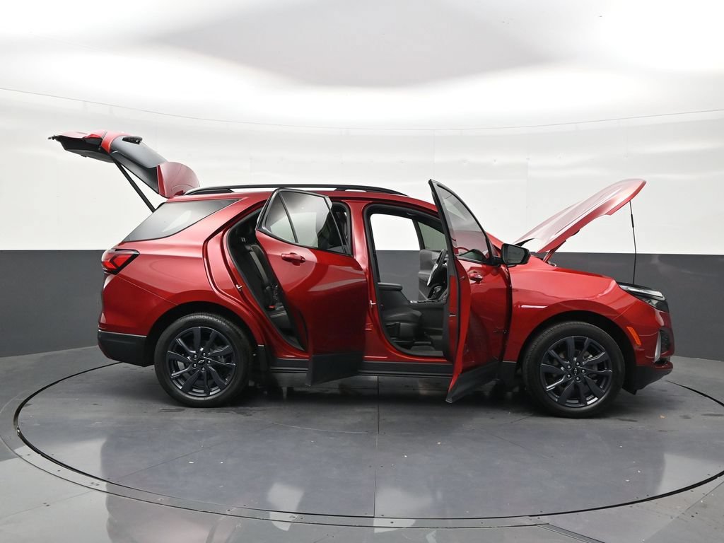 Used 2024 Chevrolet Equinox RS FWD image 29