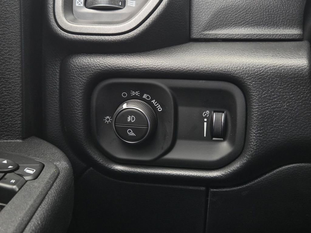 New 2026 RAM 2500 Tradesman AWD/4WD image 27
